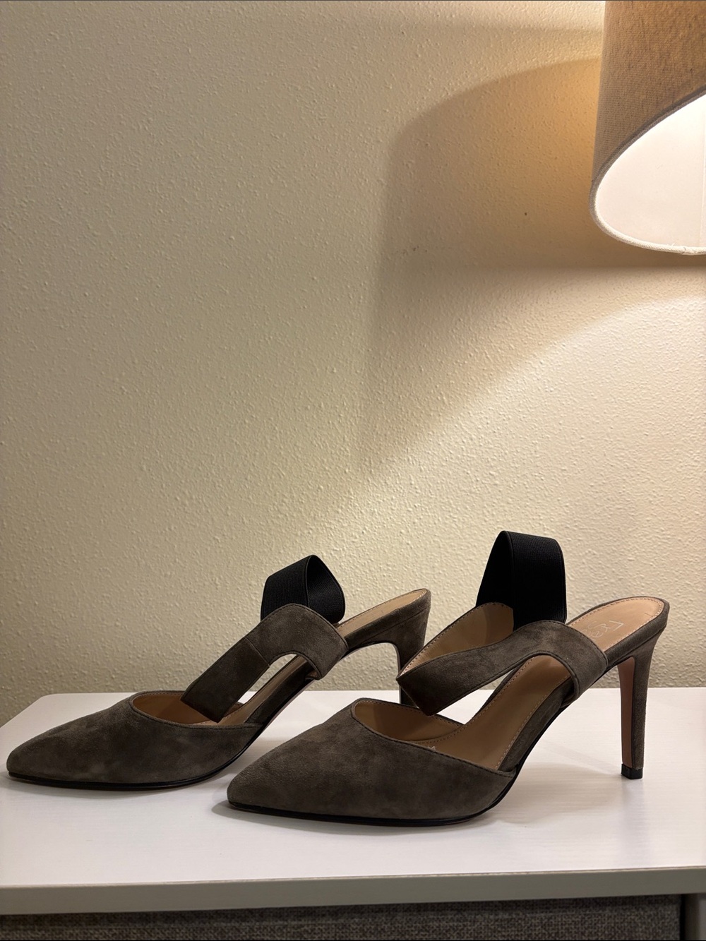 Women's Suede Pointed-Toe Slingback Heels in olive